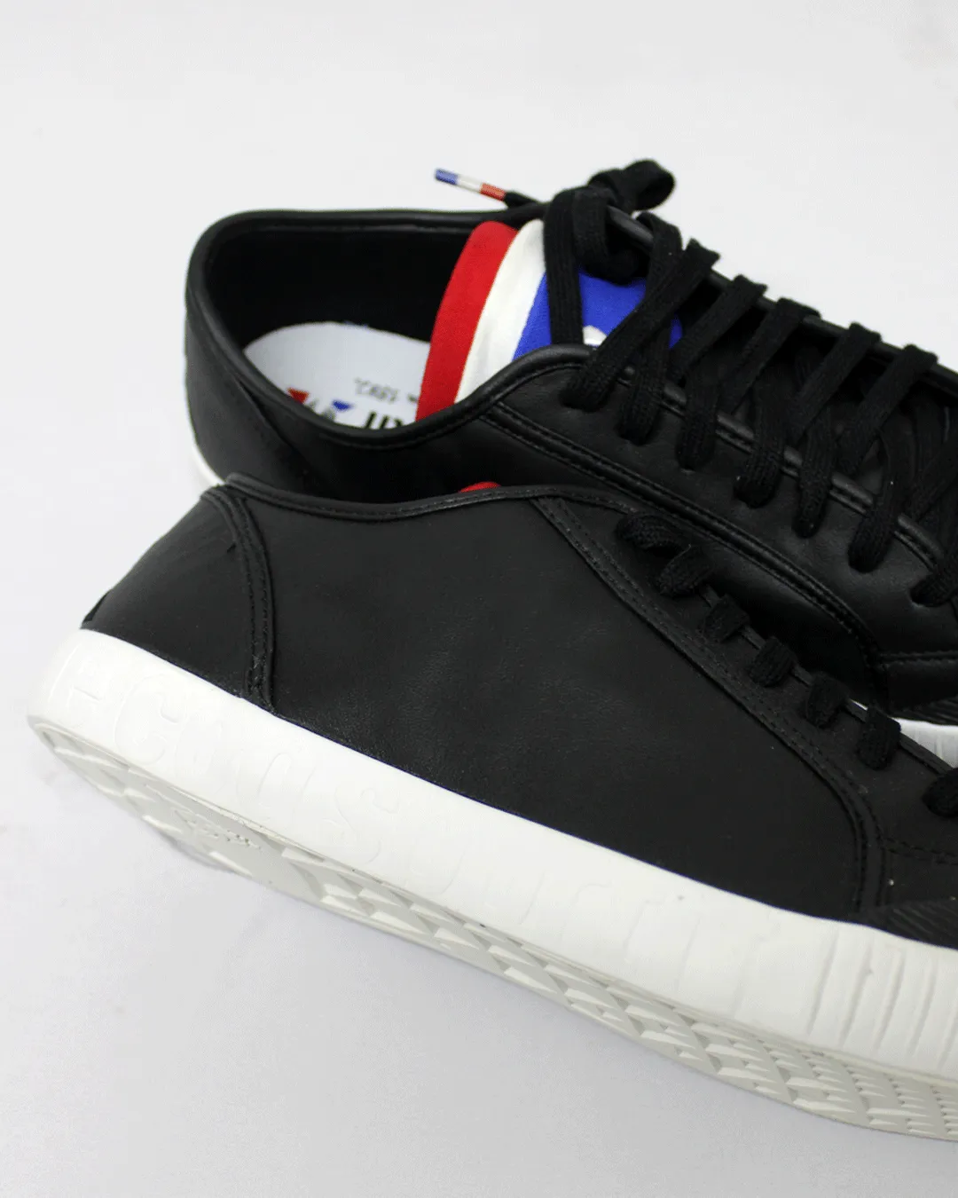 Lecoq Sportif Nationale Premium Black
